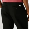 Pantalones chino de corte ajustado
