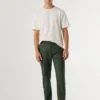 Pantalones chino de corte ajustado