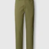Pantalones chino de corte ajustado