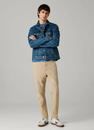 Pantalones chino de corte cónico