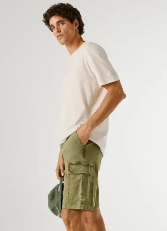 Pantalones cortos cargo de corte regular