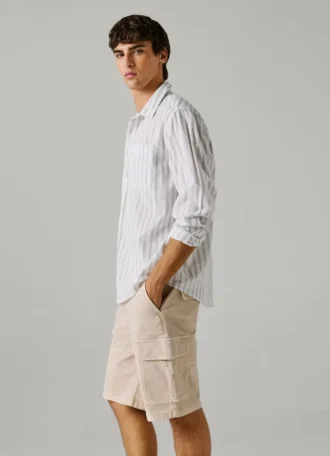Pantalones cortos cargo de corte regular
