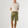 Pantalones cortos cargo de corte regular Pantalones cortos cargo de corte regular