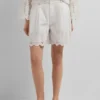 Pantalones cortos con detalles calados