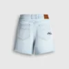 Pantalones cortos de denim rígido con corte en A