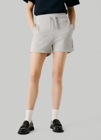 Pantalones cortos de felpa con cintura ajustable