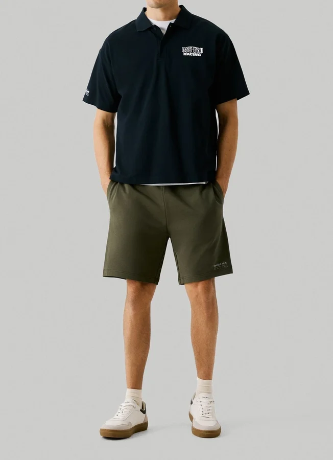 Pantalones cortos tipo bermuda de felpa de corte ajustado Pantalones cortos tipo bermuda de felpa de corte ajustado