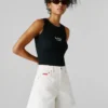 Pantalones cortos vaqueros de corte acampanado Pantalones cortos vaqueros de corte acampanado