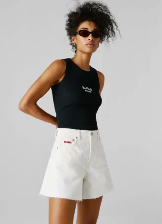 Pantalones cortos vaqueros de corte acampanado