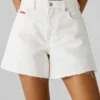 Pantalones cortos vaqueros de corte acampanado Pantalones cortos vaqueros de corte acampanado
