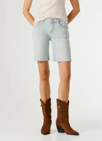 Pantalones cortos vaqueros de corte ajustado