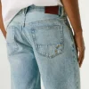 Pantalones cortos vaqueros de corte holgado