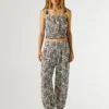Pantalones de pierna ancha con estampado floral