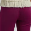 Pantalones elásticos de corte acampanado