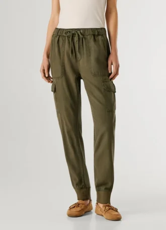 Pantalones jogger de corte holgado