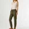 Pantalones jogger de corte holgado