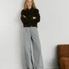 Pantalones rectos a rayas Pantalones rectos a rayas