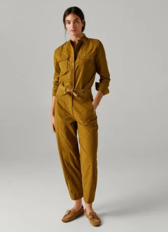 Pantalones rectos con cinturón