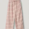 Pantalones rectos con estampado floral Pantalones rectos con estampado floral