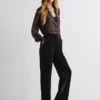 Pantalones rectos de terciopelo Pantalones rectos de terciopelo