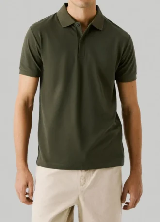 Polo de piqué con estampado en la espalda