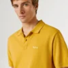 Polo de piqué teñido en prenda Polo de piqué teñido en prenda