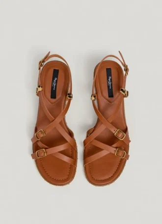 Sandalias con detalles de estampado animal