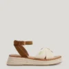 Sandalias de cuña con tiras cruzadas Sandalias de cuña con tiras cruzadas