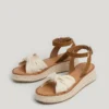 Sandalias de cuña con tiras cruzadas Sandalias de cuña con tiras cruzadas