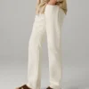 Sandalias planas con tiras cruzadas
