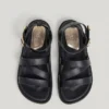 Sandalias planas con tiras cruzadas Sandalias planas con tiras cruzadas