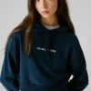 Sudadera con capucha de corte corto Sudadera con capucha de corte corto