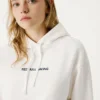 Sudadera con capucha de corte corto