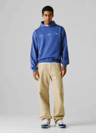 Sudadera con capucha de corte holgado