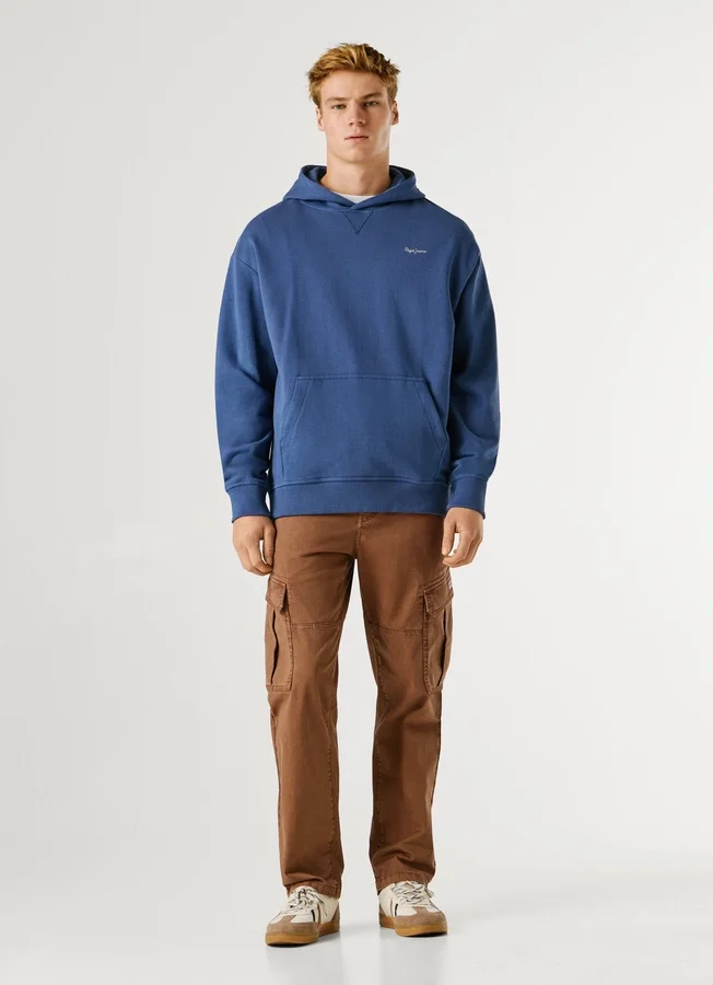 Sudadera con capucha y logotipo Sudadera con capucha y logotipo