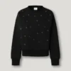 Sudadera de cuello redondo con tachuelas Sudadera de cuello redondo con tachuelas