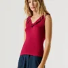 Top de cuello en V con ribete Top de cuello en V con ribete