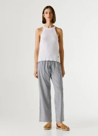 Top de cuello halter de ganchillo