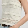 Top de ganchillo con detalles calados Top de ganchillo con detalles calados