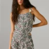Top de tirantes con estampado floral Top de tirantes con estampado floral
