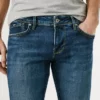 Vaqueros de corte ajustado y talle bajo – Hatch Vaqueros de corte ajustado y talle bajo – Hatch