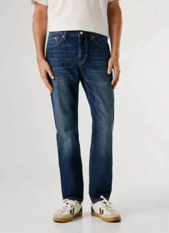 Vaqueros de corte recto y talle medio – Byron