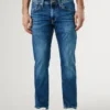 Vaqueros de corte regular y talle medio – Cash Vaqueros de corte regular y talle medio – Cash