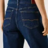 Vaqueros de talle alto y corte holgado – Hazel Vaqueros de talle alto y corte holgado – Hazel