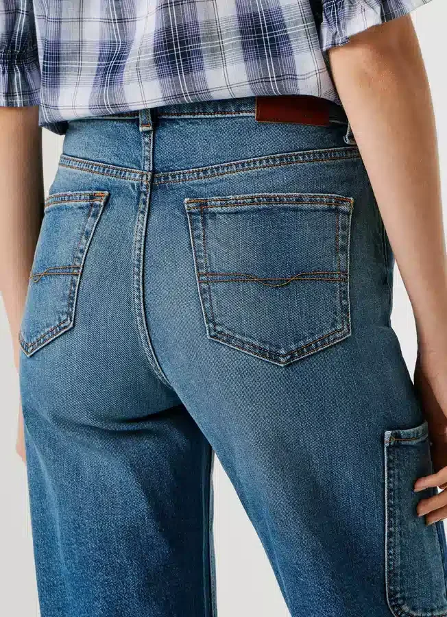 Vaqueros de talle alto y corte recto – Lexa Vaqueros de talle alto y corte recto – Lexa
