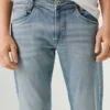 Vaqueros de talle medio y corte ajustado – Spike Vaqueros de talle medio y corte ajustado – Spike
