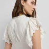 Vestido largo con detalles calados