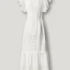 Vestido largo con detalles calados