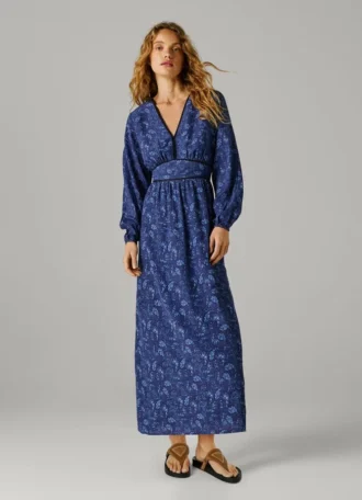 Vestido largo con estampado de cachemira