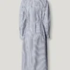 Vestido midi a rayas Vestido midi a rayas